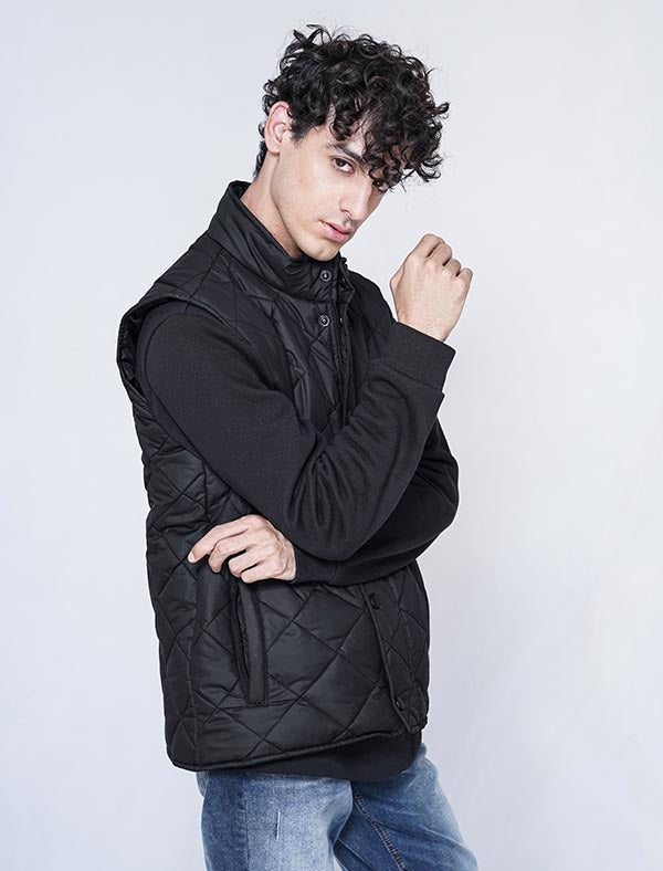 Jerdoni Black Diamond Padded Vest